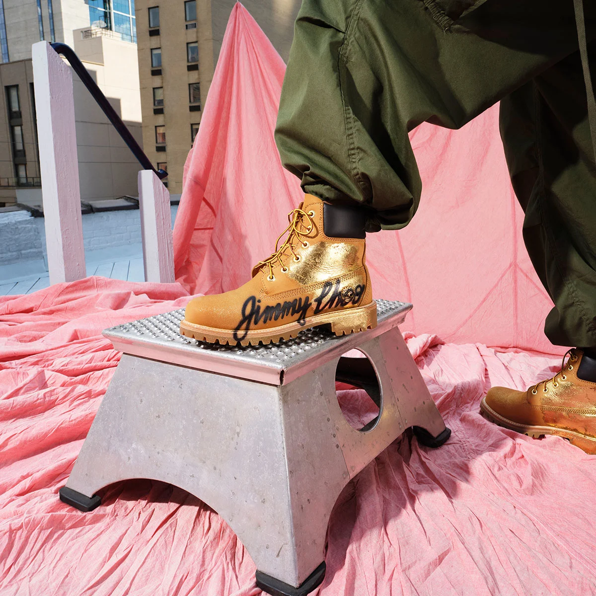Découvrez la toute nouvelle collaboration entre Jimmy Choo et Timberland