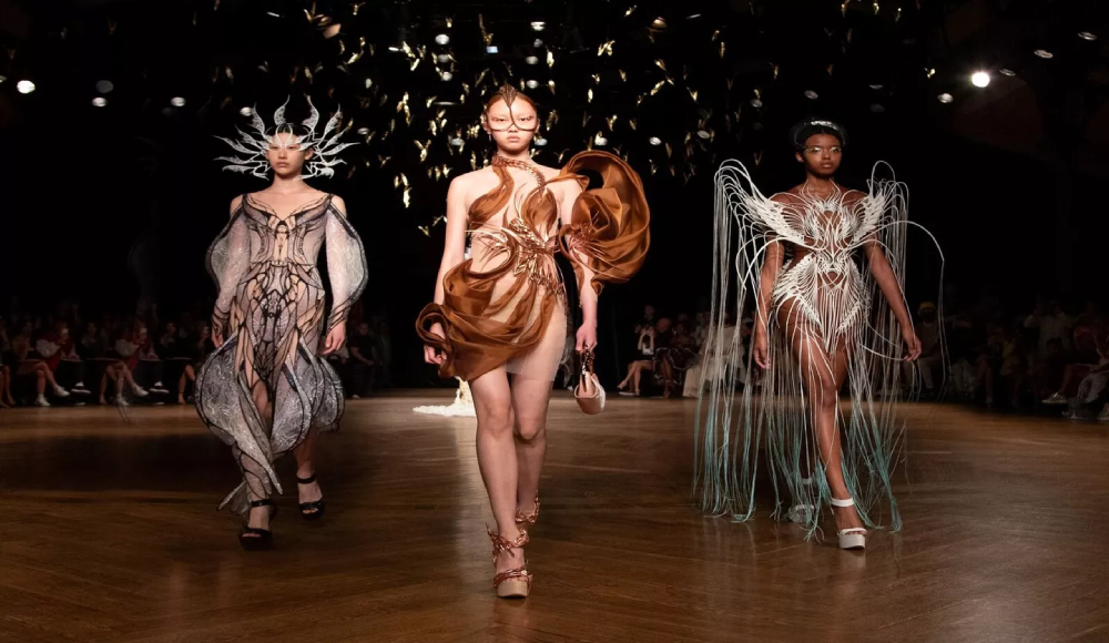 Iris Van Herpen, la créatrice avant-gardiste