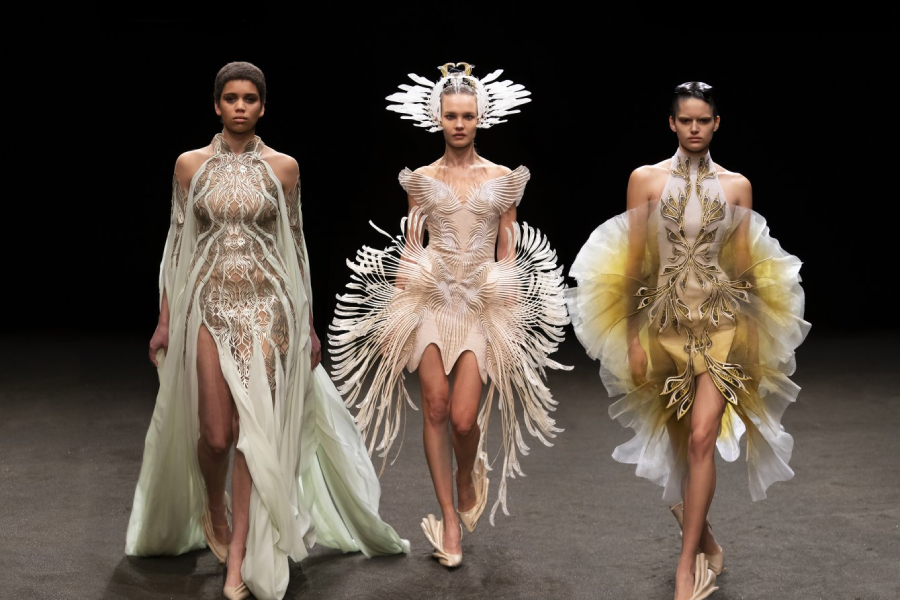 Iris Van Herpen, la créatrice avant-gardiste