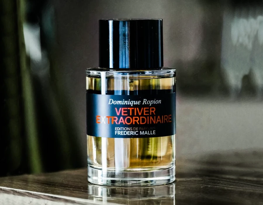 Vetiver Extraordinaire de Frédéric Malle : l'élégance masculine dans sa plus pure expression